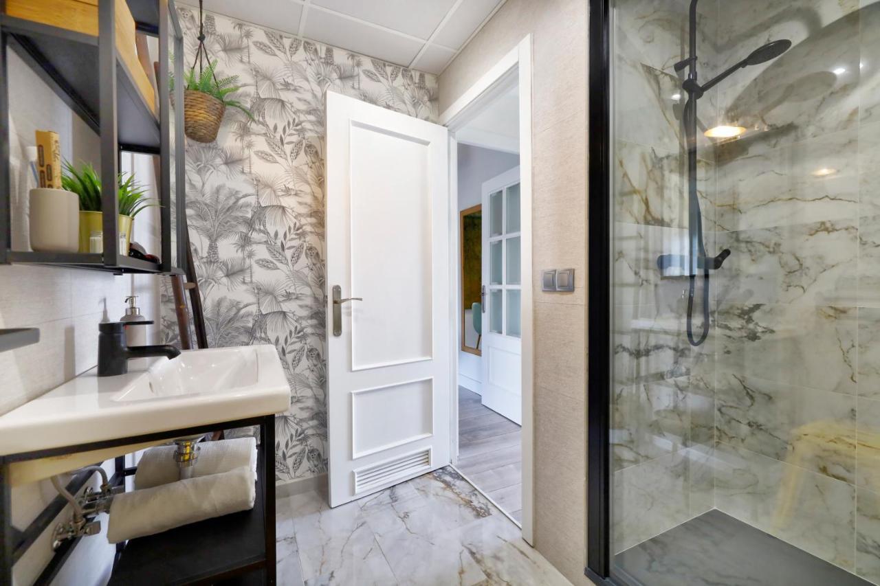 Apartamento Cerca De La Mezquita De Cordoba & Free Private Parking Exterior foto