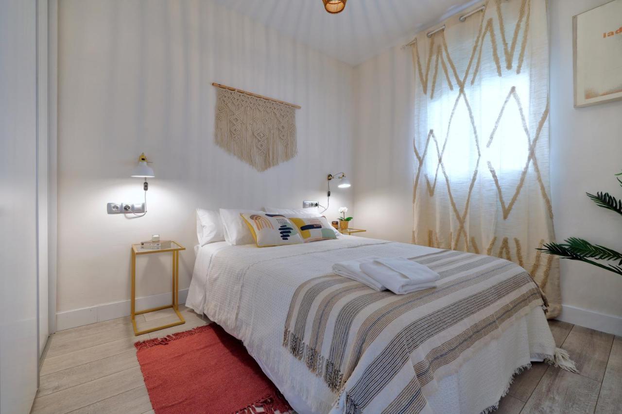 Apartamento Cerca De La Mezquita De Cordoba & Free Private Parking Exterior foto
